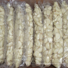 2020 new crop vacuum packed  peeled garlic